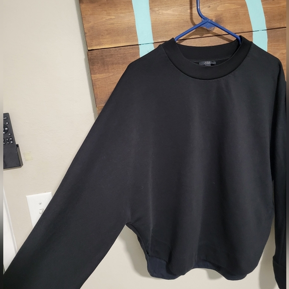 COS Black Sweatshirt With Curved Hem And Kimono Sleeves Size Small - Picture 4 of 10